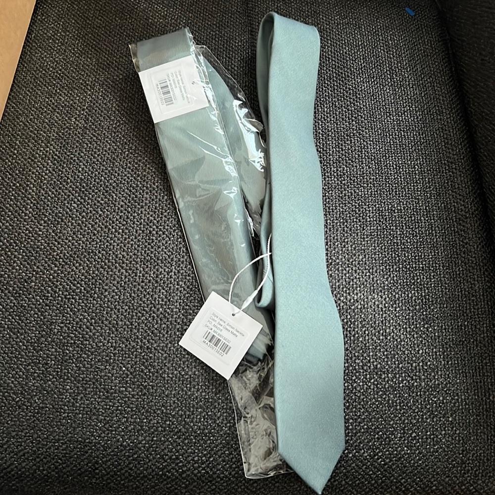 2 Birdy Grey Sea Glass Ties